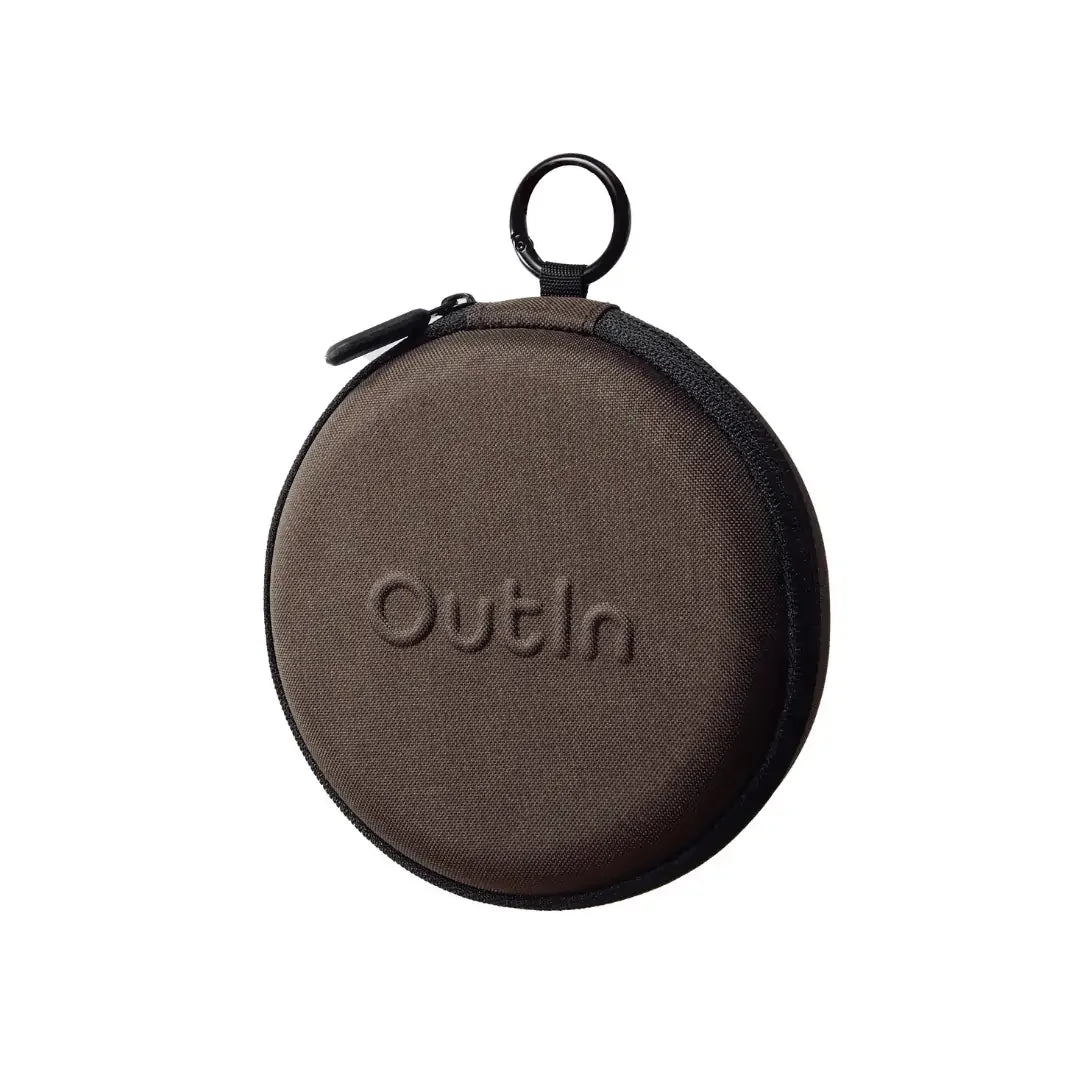 OutIn Claro round protective carrying case, dark brown, with zipper and OutIn logo. Waterproof and scratch-resistant.